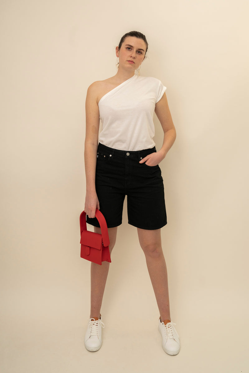 recycled and organic cotton black jean shorts- sustainable fashion - onfootprint