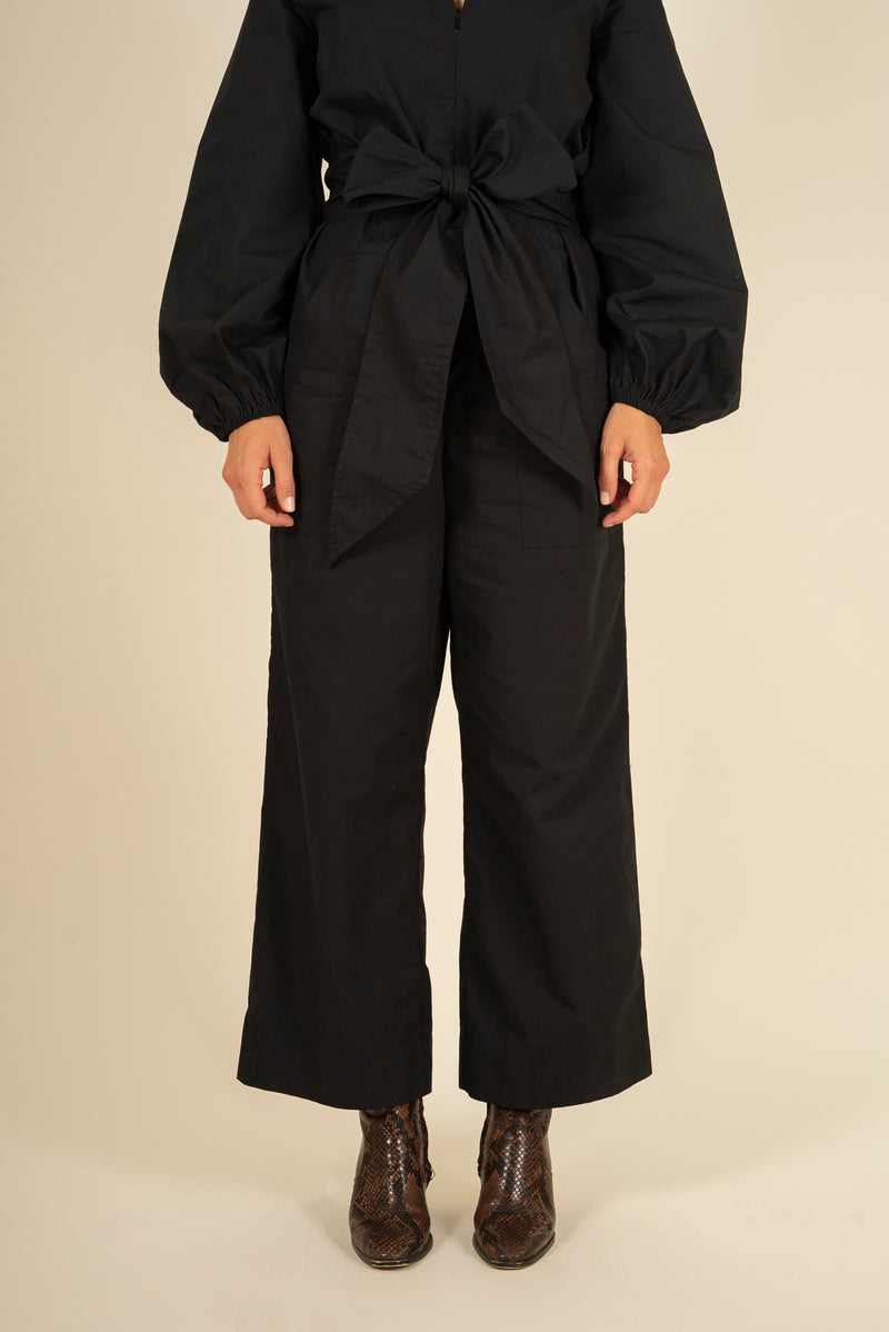 organic cotton black jumpsuit for women- sustainable fashion - onfootprint
