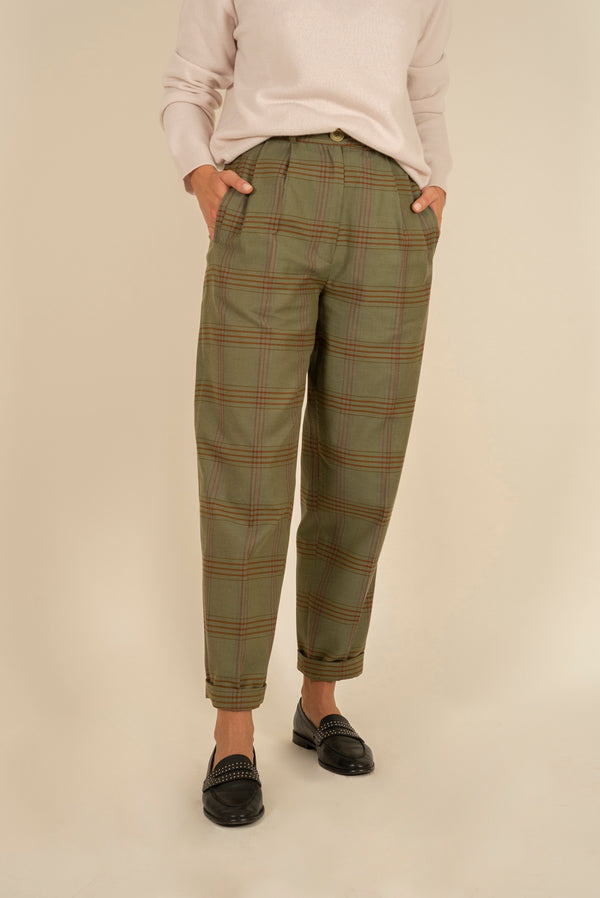 Luruh Green Pants
